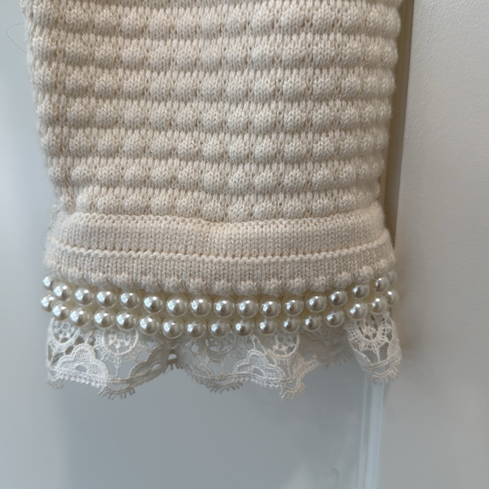 ALICE + OLIVIA Cream Knit Cardigan with Pearl Details NWT size xl - Picture 4 of 5